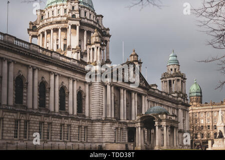 Belfast City Hall - Irlanda del Nord, Regno Unito - Aprile 2019 Foto Stock