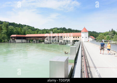 Icking: fiume Isar, weir Icking in Alta Baviera, Tölzer Land, Alta Baviera, Baviera, Baviera, Germania Foto Stock