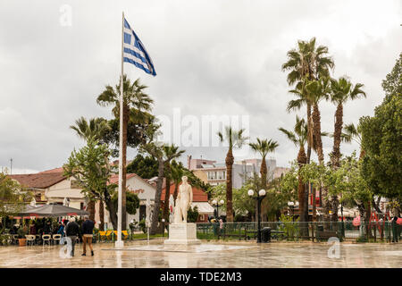 Nafplio, Grecia. Statua di Ioannis Kapodistrias, greco statista e primo capo dello Stato indipendente di Grecia, in Piazza Kapodistrias Foto Stock