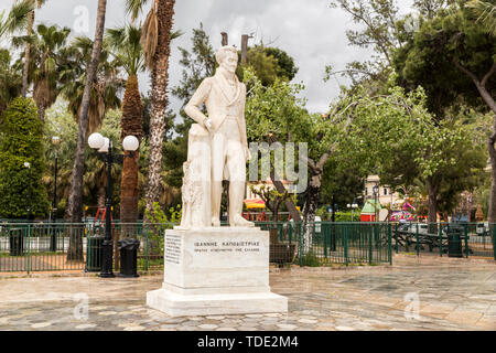 Nafplio, Grecia. Statua di Ioannis Kapodistrias, greco statista e primo capo dello Stato indipendente di Grecia, in Piazza Kapodistrias Foto Stock