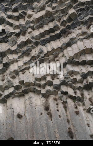 In Armenia garni nella valle del organo di antiche colonne di basalto formazione geologica unica Foto Stock