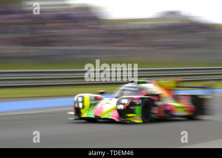 Le Mans, Sarthe, Francia. Il 15 giugno, 2019. Rebellion Racing R13 Gibson rider ANDRAE' LOTTERER (GER) in azione durante la 87a edizione della 24 Ore di Le Mans dell'ultimo round del FIA World Endurance Championship a Le Sarthe sul circuito di Le Mans - Francia Credito: Pierre Stevenin/ZUMA filo/Alamy Live News Foto Stock