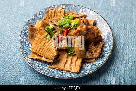 Essiccato di germogli di bambù carni arrosto, deliziosa Foto Stock