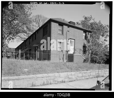 Lato nord, dalla facciata nord-ovest a sud-est - Clark Howell Case, Edificio F-1, 259 Clark Howell Place, Atlanta, Fulton County, GA Foto Stock