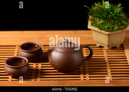 Sabbia viola teiera tazza da tè set da tè tè tè cultura pet Foto Stock