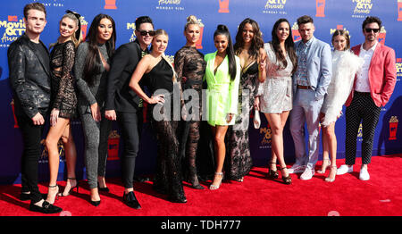 Shay Scheana, James Kennedy, Billie Lee, Lala Kent e Stassi Schroeder di regole Vanderpump arrivano al 2019 MTV Movie e TV Awards tenutosi a Barker Hangar a giugno 15, 2019 in Santa Monica, Los Angeles, California, USA. (Foto di Xavier COLLIN/Image Press Agency) Foto Stock