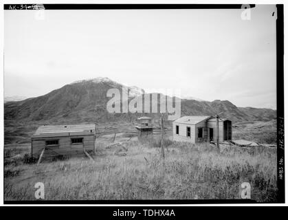 Panoramica, guardando verso sud-ovest - Naval Base Operativa porto olandese e Fort Mears, Stockade, Unalaska, isole Aleutian, AK Foto Stock