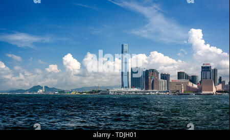 2017.08.17 il vecchio e il nuovo lavoro di Hong Kong. Foto Stock