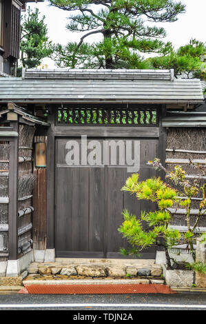 Street View di tradizionali strade di Kyoto, Giappone Foto Stock