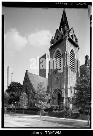 Vista obliqua del sud (anteriore) di elevazione - Santa Maria la Chiesa Episcopale Protestante, 3916 Locust a piedi, Philadelphia, Contea di Philadelphia, PA Foto Stock