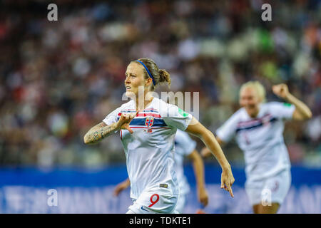 Reims, Francia. 17 Giugno, 2019. Norvegia Isabell Herlovsen celebra obiettivo durante il match contro la Corea del Sud, gioco valida per il gruppo A della prima fase delle donne del Campionato Mondiale di Calcio a Reims in Francia il lunedì, 17 (Foto: Vanessa Carvalho/Brasile Photo Press ) Credito: Brasile Photo Press/Alamy Live News Foto Stock