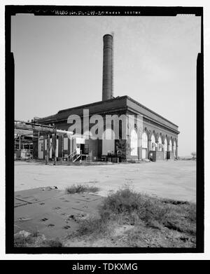 Vista obliqua del nord e ovest lati rivolti verso sud-est - STATI UNITI Naval Air Station, impianto di alimentazione, 328 South Avenue, Pensacola, Escambia County, FL Foto Stock