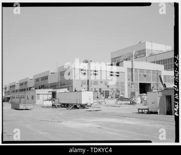 Vista obliqua del sud e ovest - Mare isola Cantiere Navale, scuola di saldatura, a sud di Tredicesima strada ad est di Railroad Avenue, Vallejo, Solano County, CA Foto Stock