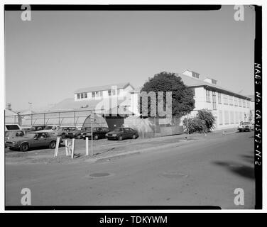 Vista obliqua del sud e ovest, 1995 - Mare isola Cantiere Navale, artefice Scuola, dodicesima strada ad ovest della ferrovia Avenue, Vallejo, Solano County, CA Foto Stock