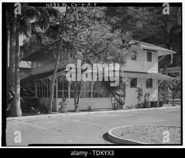 Vista obliqua del sud e ovest, rivolta verso nordest. - Altezze di cava, ufficiali dei quartieri, Parkinson Lane, Balboa, ex Zona del Canale di Panama, CZ Foto Stock