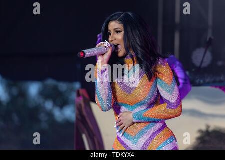 Giugno 16, 2019 - Manchester, Tennessee, Stati Uniti - CARDI B durante la musica di Bonnaroo + Arts Festival di Manchester, Tennessee (credito Immagine: © Daniel DeSlover/ZUMA filo) Foto Stock