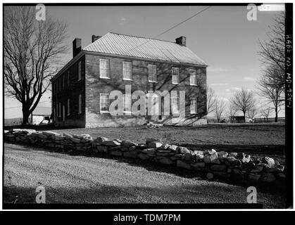 Vista prospettica del nord-ovest (anteriore) e sul lato nord-est - Grove Farm House, Sharpsburg, Washington County, MD; Wagner, Marta, trasmettitore; Boucher, Jack e, fotografo Foto Stock