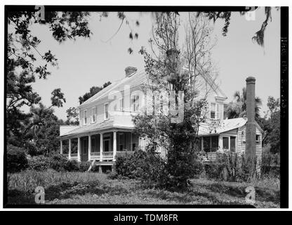 Vista prospettica del sud (posteriore) e lato est - McLeod Plantation, 325 Country Club Road, Charleston, Contea di Charleston, Sc; prezzo, Virginia B, trasmettitore Foto Stock