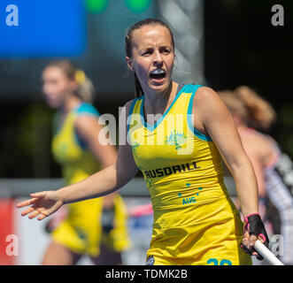 Krefeld, Germania, 16 giugno 2019, hockey, donne FIH Pro League, Germania vs. Australia: Emily Chalker (Australia) gesti. Foto Stock