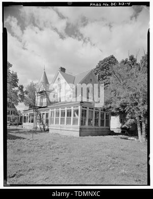 Prospettiva di oriente e posteriore lato sud guardando verso nord-ovest - Richardson Hall, East Dover centinaia, 29 North State Street, Dover, Kent County, DE Foto Stock