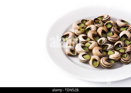 Escargots de Bourgogne isolati su sfondo bianco Foto Stock