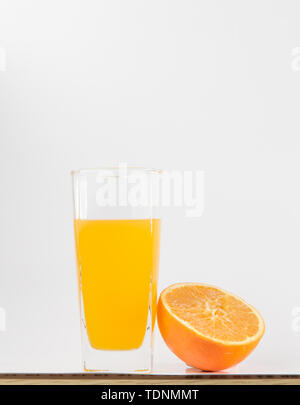 Delizioso succo di arancia. Foto Stock