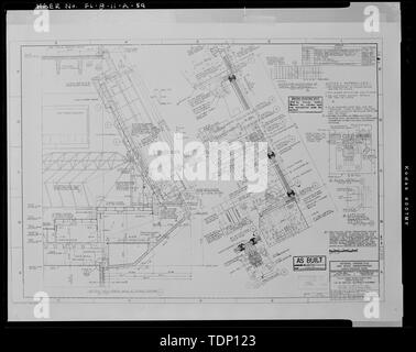 Fotocopia del disegno. I complessi di lancio 39. La NASA, John F. Kennedy Space Center, Florida. Numero di file 203-100, Urbahn-Roberts-Seelye-Moran, ottobre 1963. Sezioni di LCC e dettagli a nord del muro esterno delle camere di cottura. Foglio 29-52 - Cape Canaveral Air Force Station, Launch Complex 39, Launch Control Center, LCC Road, East di Kennedy Parkway North , Cape Canaveral, Brevard County, FL Foto Stock