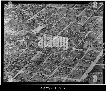 Fotocopia della mappa da Austin Biblioteca Pubblica Augusto Koch, delineatore 1887 VISTA AEREA DI AUSTIN VERSO NORD - Land Office, 108 East Undicesima Street, Austin, Travis County, TX; Stremm, Conrad C Foto Stock