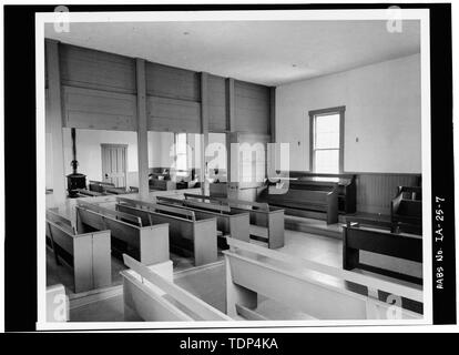 (Da Herbert Hoover National Historic Site) Fotografo sconosciuto, 1977 GENERALE VISTA INTERNA DI MEETINGHOUSE - Quaker Meetinghouse, Downey Street, Wapsinono Creek prossimità, ramo Ovest, Cedar County, IA Foto Stock