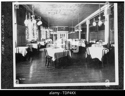 (Dall'Indiana Historical Society Library, Indianapolis, Indiana) fotografo e data sconosciuta interno, primo piano, sala da pranzo - Maennerchor Edificio, 102 West Michigan Street, Indianapolis, Marion County, in Foto Stock