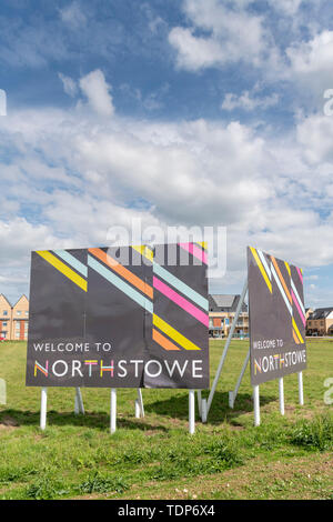 Il segno per Northstowe una nuova città essendo costruito in South Cambridgeshire Regno Unito - un alloggiamento nuovo sviluppo nel Regno Unito Foto Stock