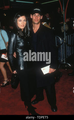 Mar 17, 1999 - Los Angeles, California, Stati Uniti d'America - Nick Scotties presso il 'MOD Squad' movie premiere (credito Immagine: Chris Delmas/ZUMA filo) Foto Stock