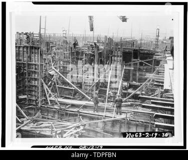 (Dalla Stazione 'L' i file office, Portland, Oregon) Fotografo sconosciuto, 1930 RECANTE IL PIANO INTERRATO PER IL potente estensione, 1930 - Portland General Electric Company, Stazione L, 1841 Southeast Water Street, Portland, Multnomah County, o Foto Stock