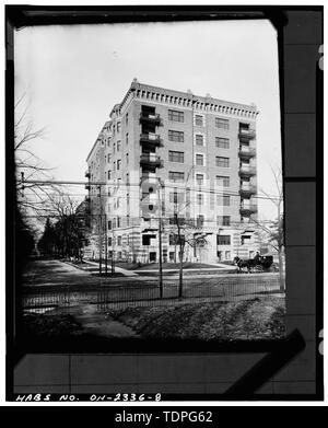 (Stampa originale in Western Reserve Historical Society, Cleveland, Ohio), ca. 1905, fotografo sconosciuto e la facciata ovest elevazione, guardando a nord-est - Hotel San Regis, 8205 Euclid Avenue, Cleveland, Cuyahoga County, OH Foto Stock