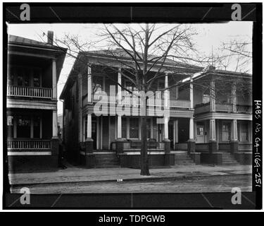 Dalla Georgia storica Società Cordray Foltz, fotografo, 1931 21-23 WEST ANDERSON STREET - Vittoriano di Savannah Historic District, delimitata dal Gwinnett, Est ampia, West Broad Street e Anderson Lane, Savannah, Chatham County, GA Foto Stock