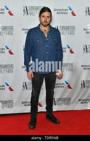 Lukas Nelson assiste il Songwriters Hall Of Fame cinquantesimo induzione annuale e premi la cena il 13 giugno 2019 a New York City. Foto Stock