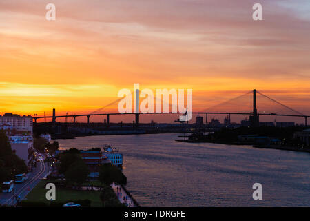 La Sydney Lanier ponte che attraversa il fiume Savannah Foto Stock