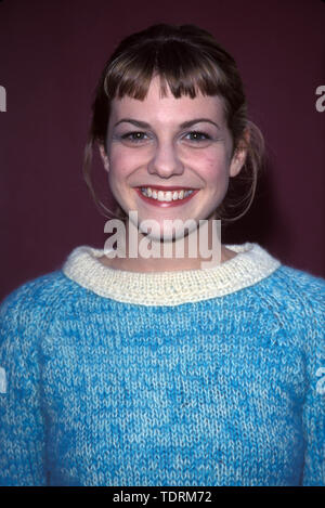 07 nov 1999, Los Angeles, CA, Stati Uniti d'America; attore LARISA OLEYNIK al 1999 Youngstar Awards. (Credito Immagine: © Chris Delmas/ZUMA filo) Foto Stock