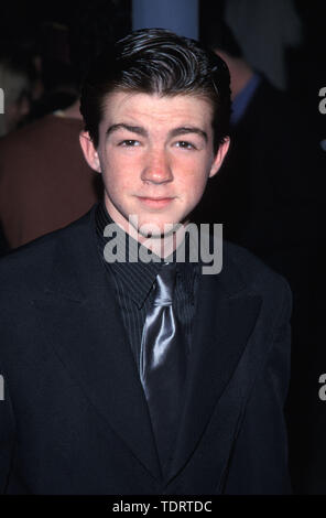 Mar 28, 2000; Los Angeles, CA, Stati Uniti d'America; attore Drake Bell @ 'alta fedeltà " premiere.. (Credito Immagine: Chris Delmas/ZUMA filo) Foto Stock