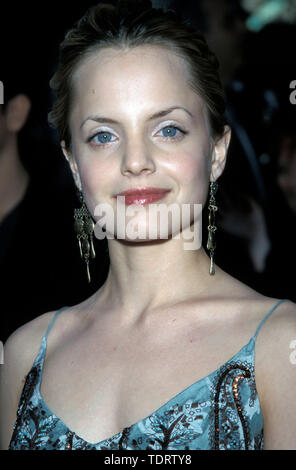 Jun 01, 2000; Los Angeles, CA, Stati Uniti d'America; attrice Mena Suvari @ 2000 Giovani premi di Hollywood. (Credito Immagine: © Chris Delmas/ZUMA filo) Foto Stock