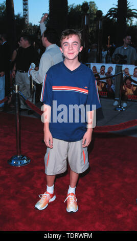 Jul 24, 2000; Los Angeles, CA, Stati Uniti d'America; attore Frankie Muniz @ 'Professore Matto II: L' Klumps premiere.. (Credito Immagine: Â© Chris Delmas/ZUMA filo) Foto Stock