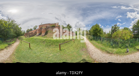 Visualizzazione panoramica a 360 gradi di Szentjakabi Bencés Apátság