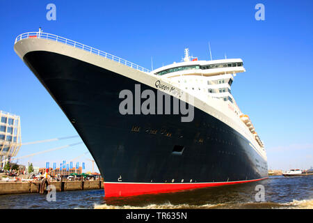 Queen Mary 2 nel porto di Amburgo, 19.08.2012, Germania, Amburgo Foto Stock