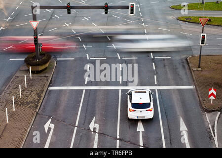 Il traffico a alterare Mark in Barmen, in Germania, in Renania settentrionale-Vestfalia, Bergisches Land, Wuppertal Foto Stock