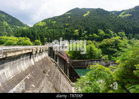 Paesaggio di Yahagi seconda diga di Aichi in Giappone. Foto Stock