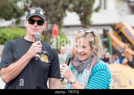 26 maggio 2019 Sydney, Aust: neo eletto Membro Federale per la sede di Warringah, Zali Steggall incoraggia i giovani corridori al Balmoral masterizzazione di gara Foto Stock