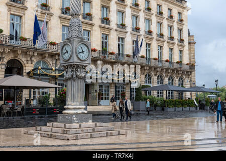 Intercontinental Grand Hotel a Bordeaux, Francia con facciata neoclassica Foto Stock