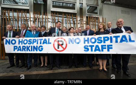 Edimburgo, Scozia, Regno Unito. Il 30 maggio 2019. Il Partito conservatore scozzese ha lanciato un ospedale parcheggio campagna presso il Parlamento scozzese a Holyrood a Edimburgo. La Scottish conservatori ritengono che il parcheggio auto cariche sono troppo costosi in ospedali scozzese. Credito: Iain Masterton/Alamy Live News Foto Stock