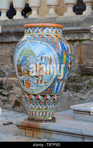 La ceramica nella città di Sciacca, Sicilia Foto Stock