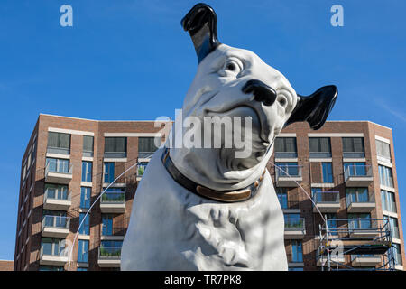 Statua di Nipper, Blyth Road, Hayes, Middlesex, Regno Unito, Foto Stock